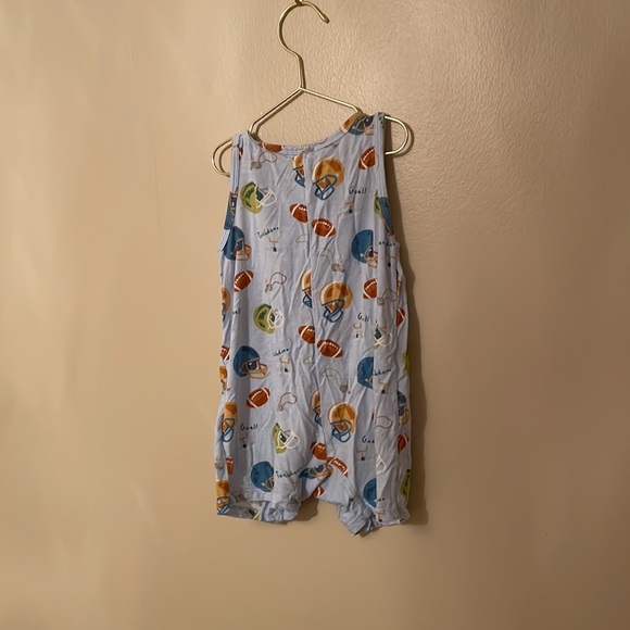 Angel Dear Football Shortie Romper 6-12 m - Picture 3 of 4